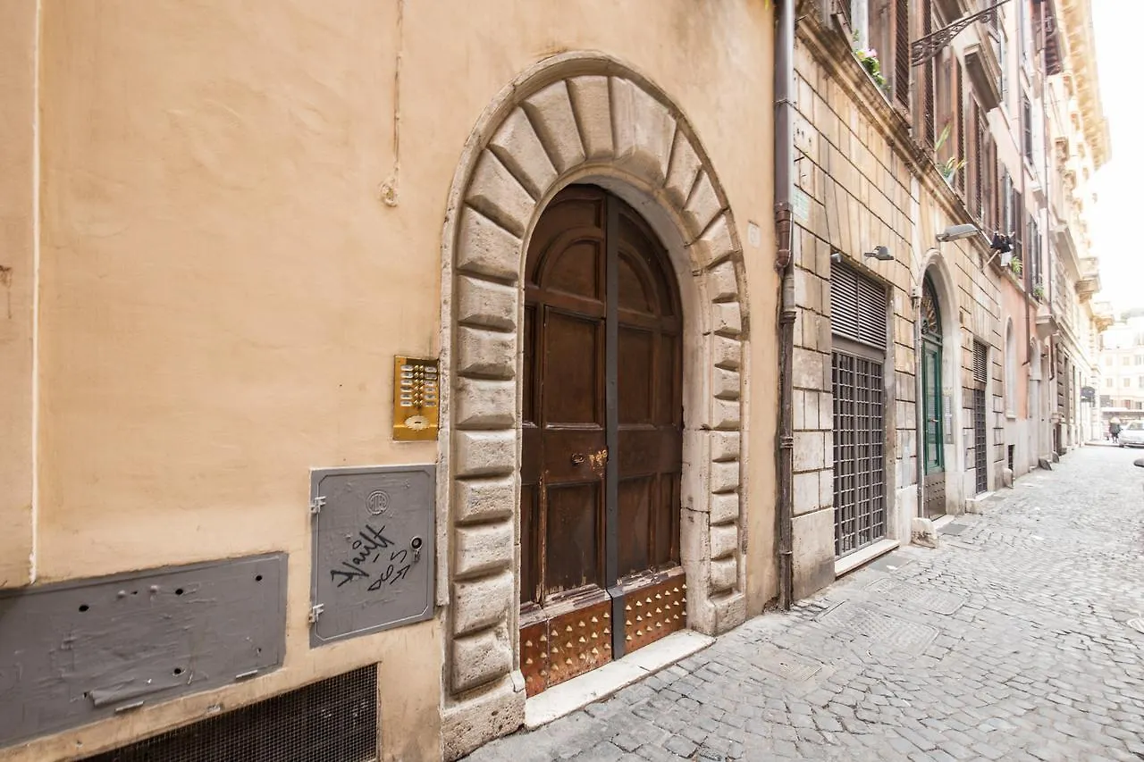 Apartment Governo Vecchio Rome Italy